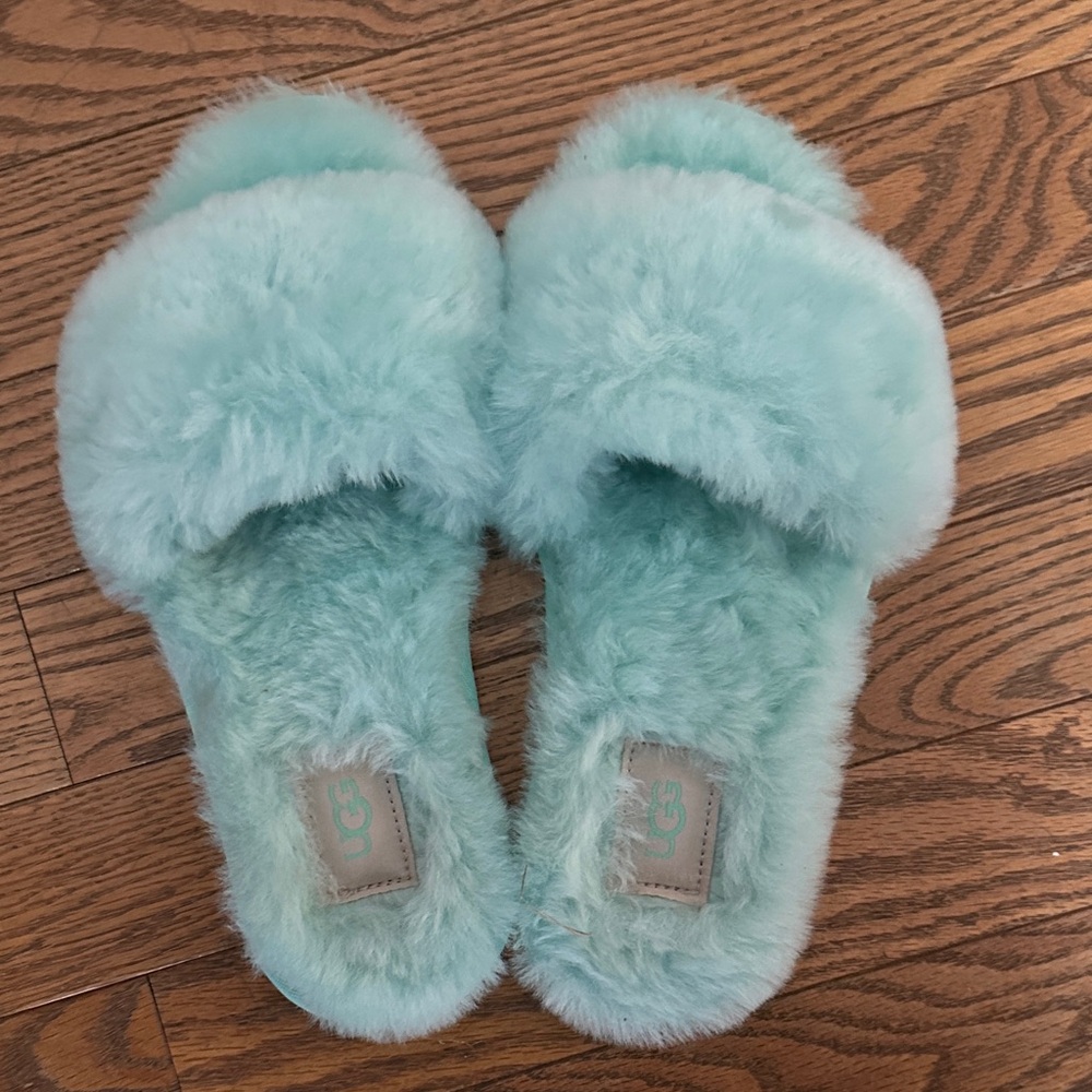 UGG Slippers (Mint/Teal)